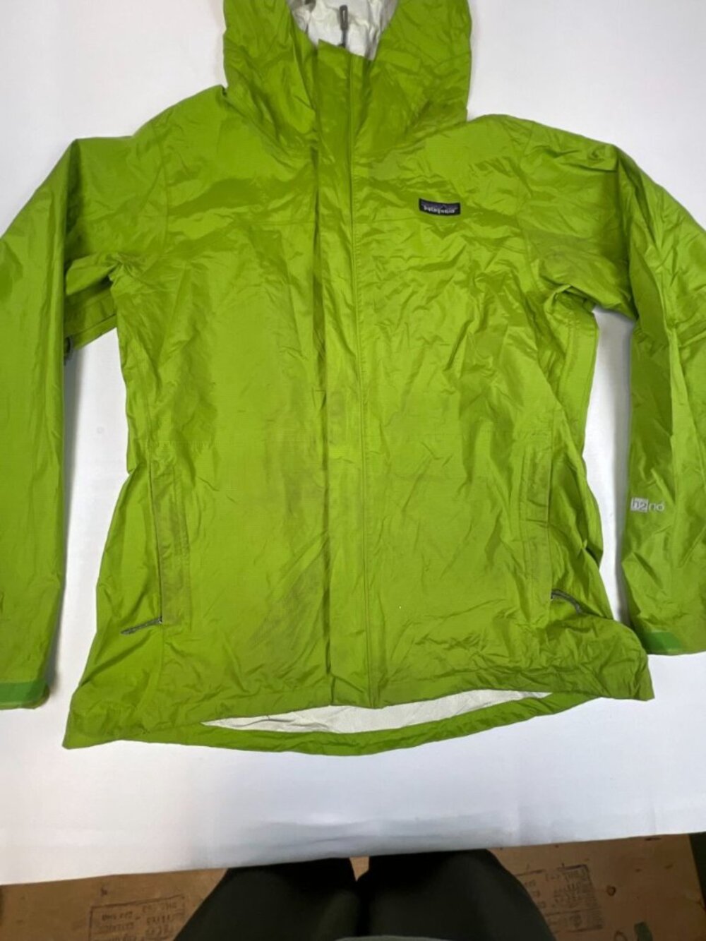 Patagonia Women L Torrentshell Waterproof Rain Jacket Lime Green Hooded H2No - Picture 6 of 9